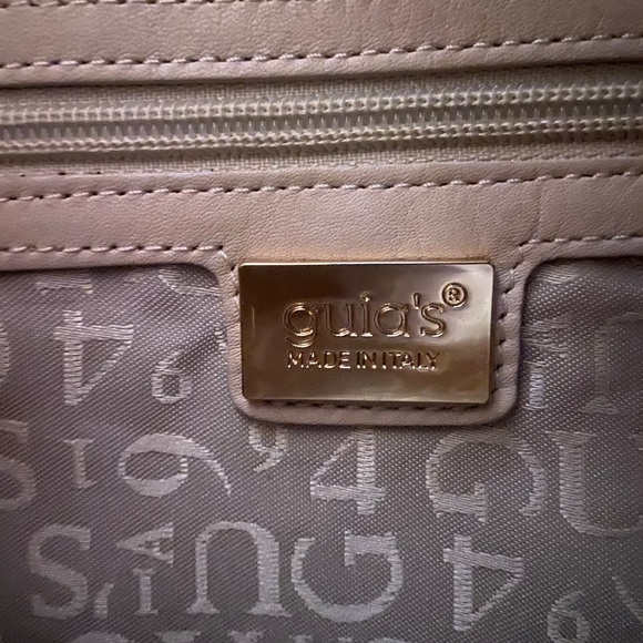 GUIA’S Foldover Clutch - Picture 6 of 6